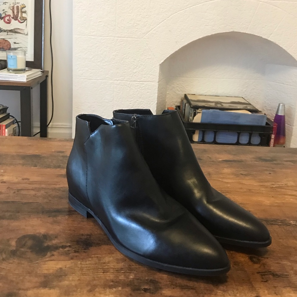 New Nine West Booties